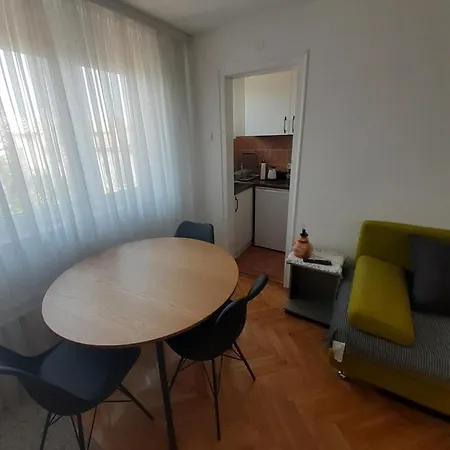 شقة Centar - Gradski Trg غورنيي ميلانوفاك