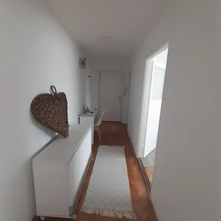 Centar - Gradski Trg *